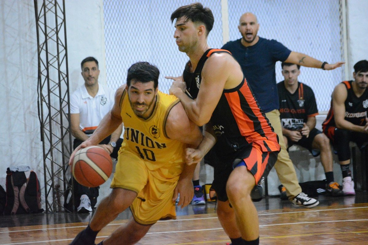 Club Unión Vecinal de La Plata tweet media