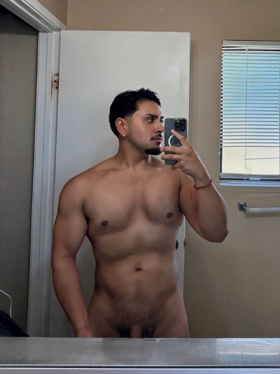 mariovldzx's tweet photo. latino papí 🇲🇽 https://t.co/6k28XscZDK