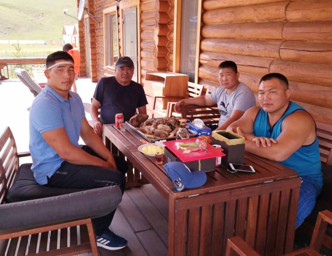 Дондогдорж Эрдэнэбат tweet media