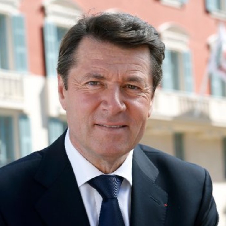 gauchecaca tweet media