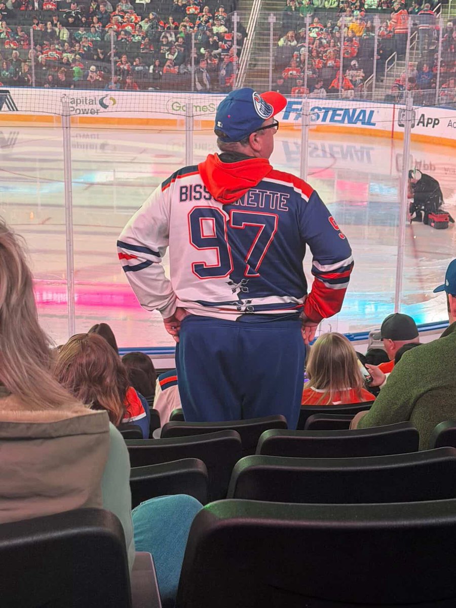 Spittin' Chiclets tweet media