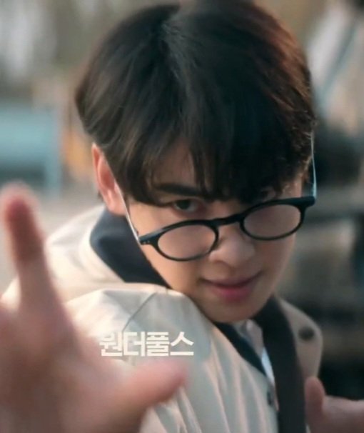 "'원더풀스'가 올해 2분기 공개되는 것에 대해 변동 사항은 없다"

기사에⬇️⬇️좋아요🥰
▶️m.entertain.naver.com/home/article/0…
▶️m.entertain.naver.com/home/article/0…