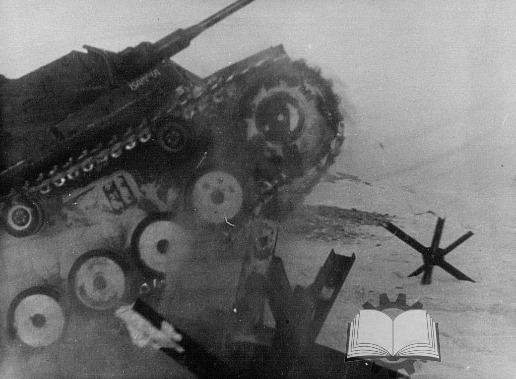 Tank Archives tweet media