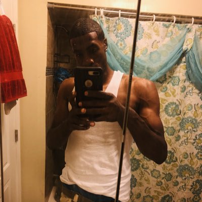 Derrick51as's tweet photo. #NewProfilePic https://t.co/b04c342p6f