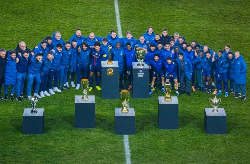 EauCalme tweet media