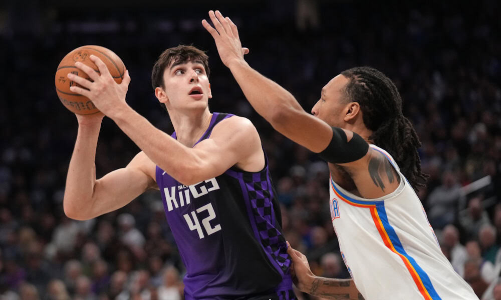 Kings Lead tweet media