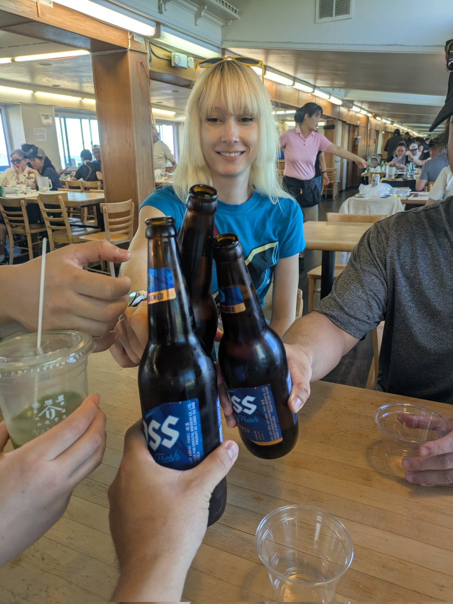 Moon Jelly Kevin tweet media