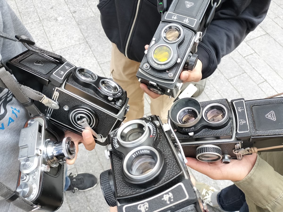 にこら tweet media