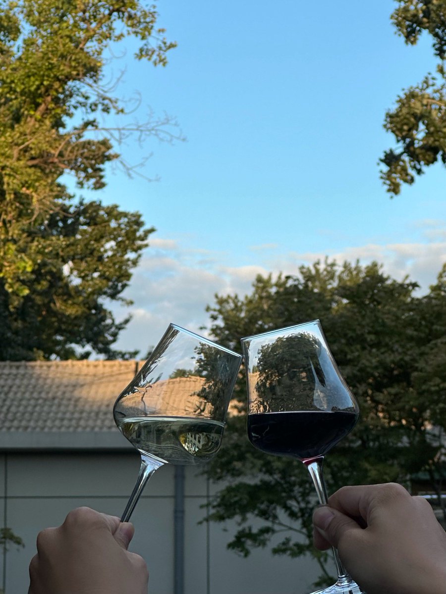 証勢交易 tweet media