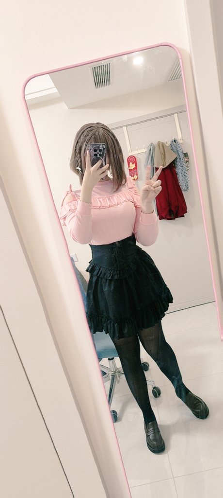 是愛華亲 tweet media