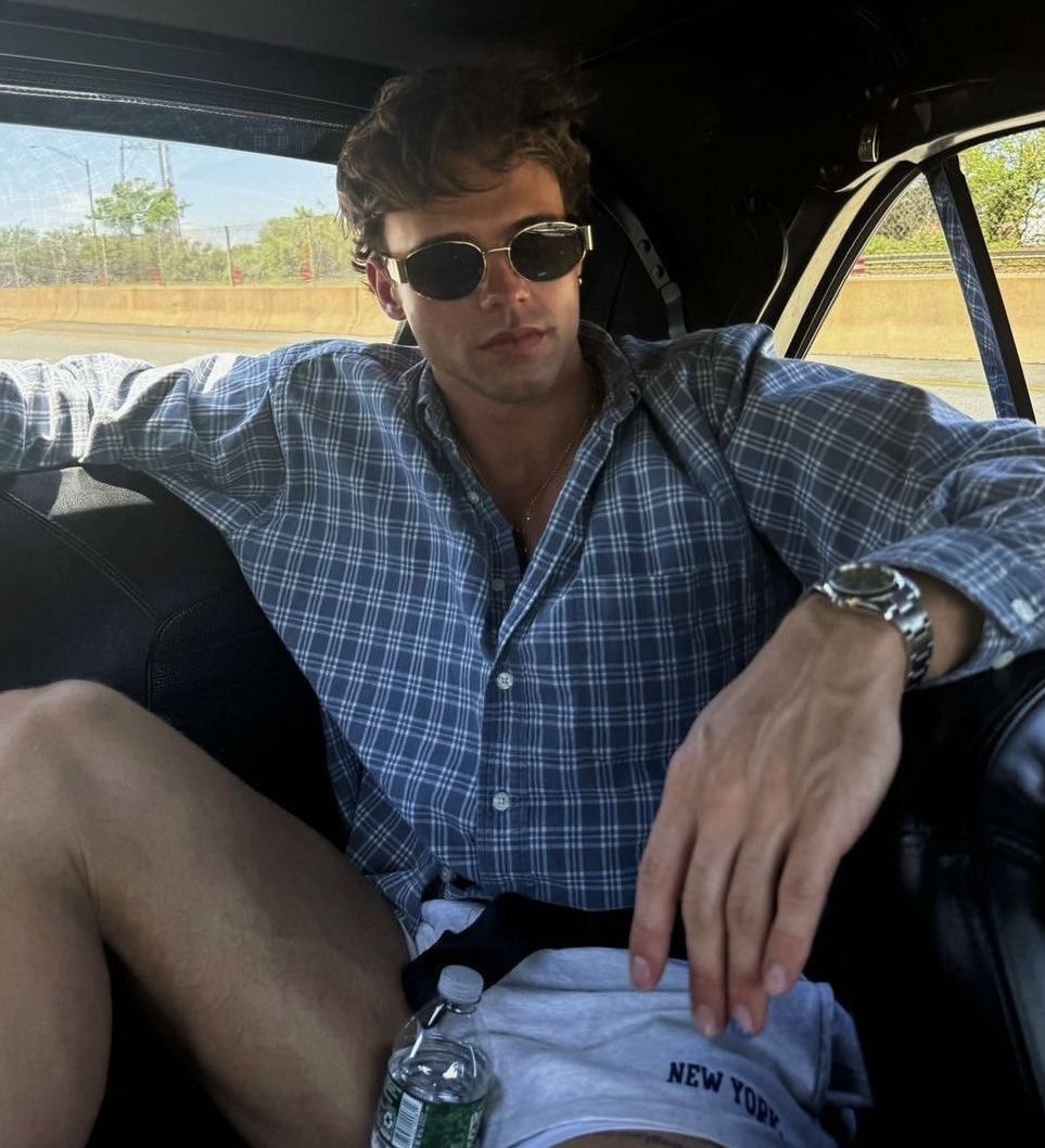 Samantha tweet media