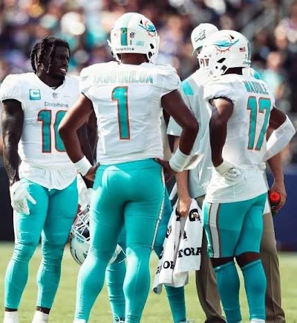 nflrums's tweet image. 🚨Something you would not have imagined a few seasons ago :

Tua Tagovailoa released #Falcons 
Jaylen Waddle traded to the #Broncos 
Tyreek Hill  released #Chiefs ??