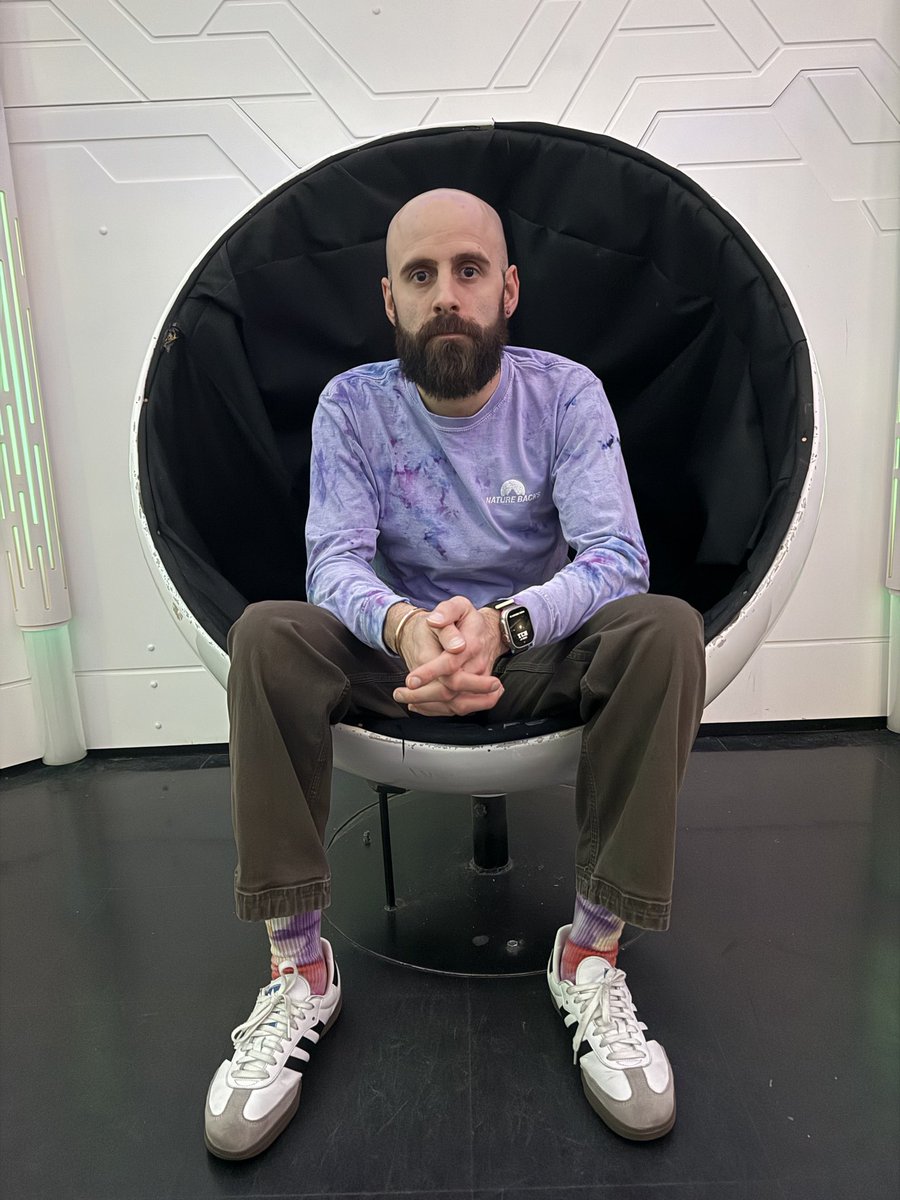 ZB 👁️ tweet media