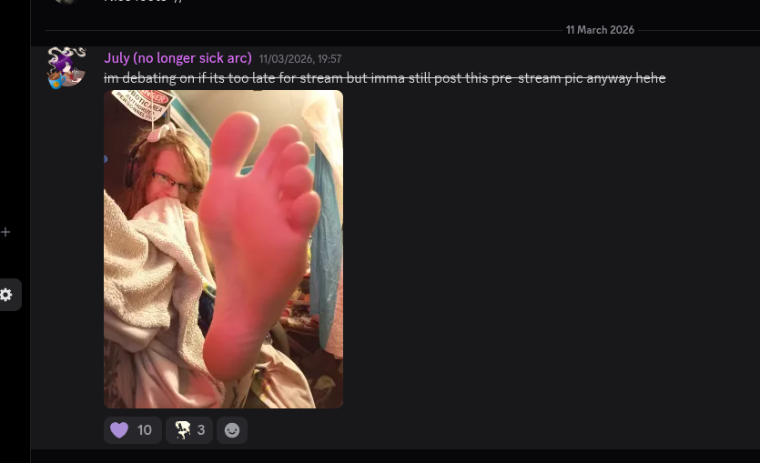 NotNeonNSFW's tweet photo. Alsooo a reminderr, I often post feet on my discord server before I start stream~  (https://t.co/CoL7ixXFvY) https://t.co/RC5FFykTf3