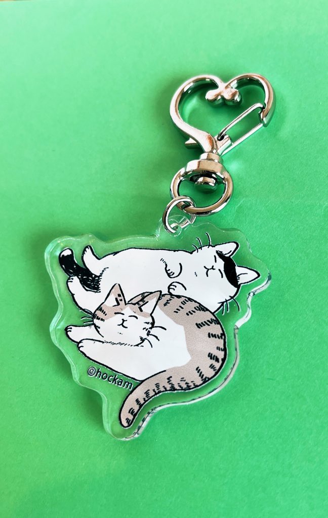 作品名:「ねこぐるま(ベビーカー?)に乗ってる、赤ちゃんを抱き上げている、親ねこ」
子猫めちゃくちゃ楽しそうだな....!
と見てる私も楽しくなった、4歳の自由すぎる挿絵の納品書📄 (⇦オプション選択限定) ほっかむ作品を順次発送しております !発送時はアプリより通知がいきます。