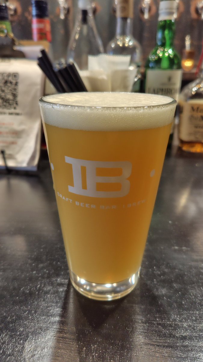 TOTSUKAZEHAYATO's tweet photo. 寄り道に1杯
うちゅうブルーイング MAGNETAR
#IBREW  YOKOHAMA https://t.co/g2ak4UoCNd