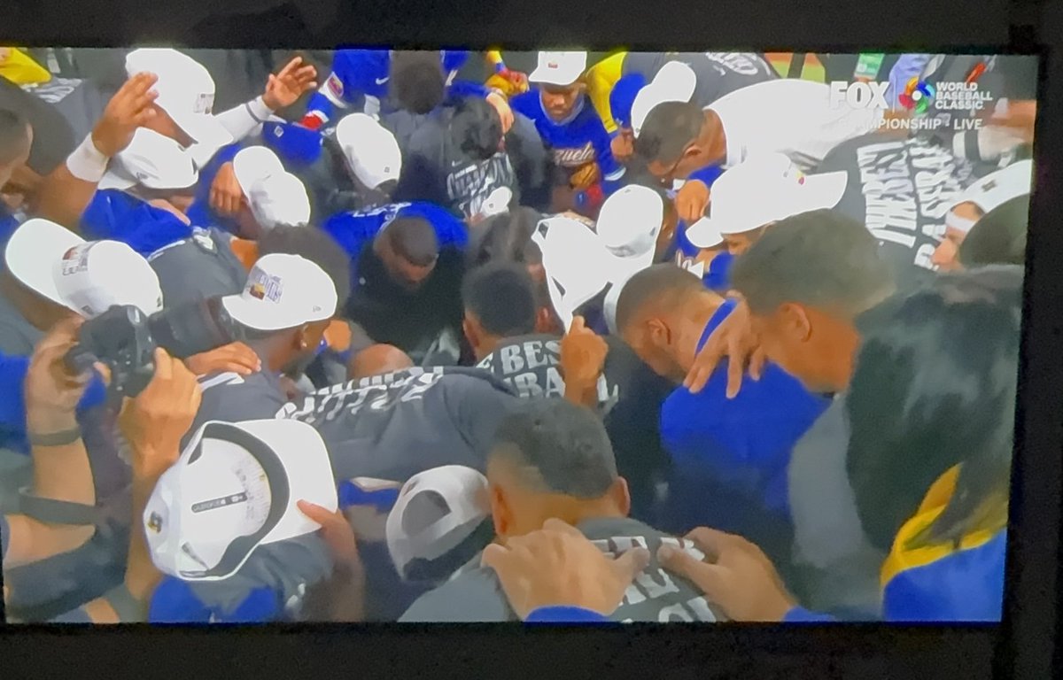 Team #venezuela giving all the glory to God after winning their first ever World Baseball Classic title.