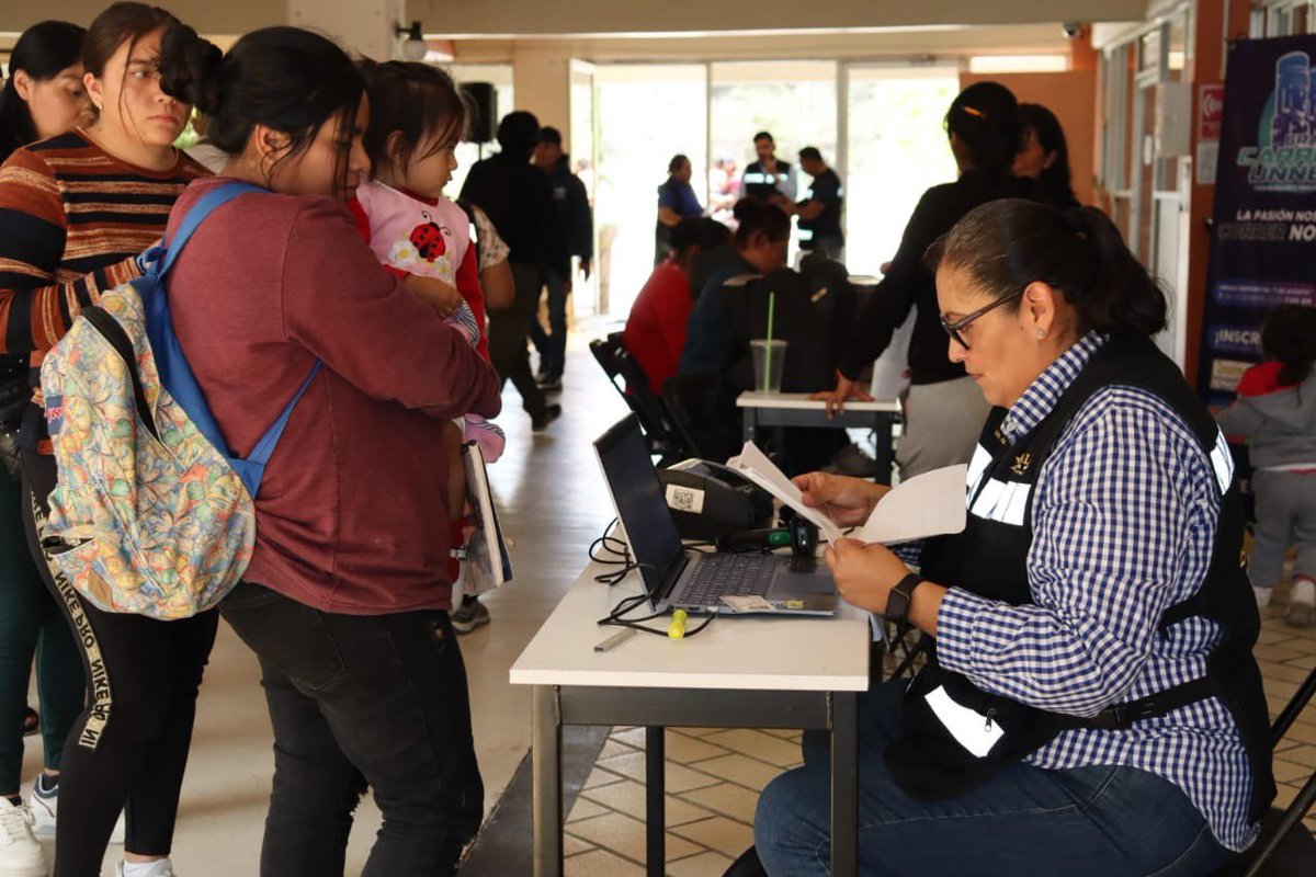 Comité de Emergencias, activo ante fuertes lluvias: <a href="/juliomenchaca_/">Julio Menchaca</a> 

Informó que el Comité de Emergencias se mantiene activo ante la caída de granizo y fuertes lluvias registradas en distintos municipios, las cuales dejaron tres personas lesionadas y un animal sin vida.