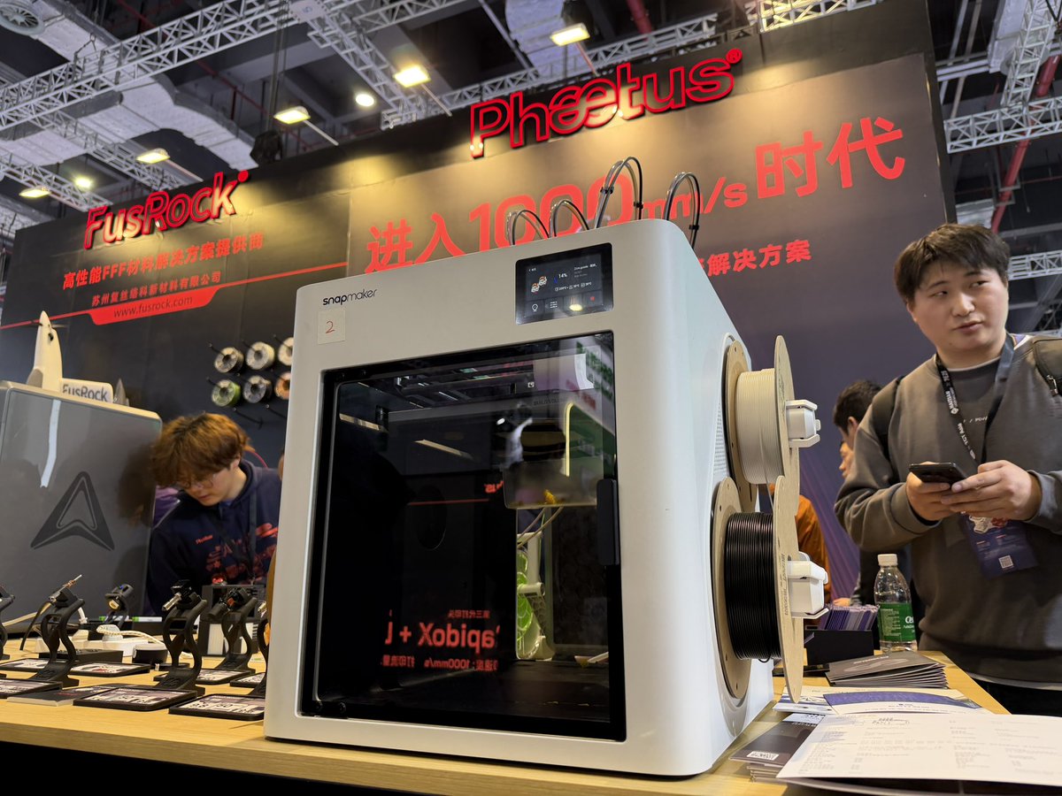 Blånye East tweet media