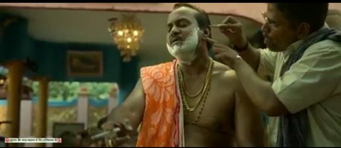 Final North america Advance sales

#War2 630k
#UBS 320k

Telugu rashtrala devudu anta Dhavada meedha mingandi