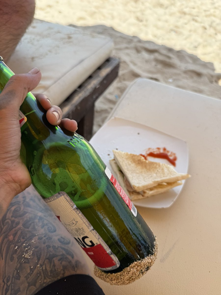 Botslim29 tweet media