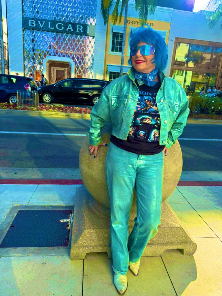 Lady Rocket tweet media