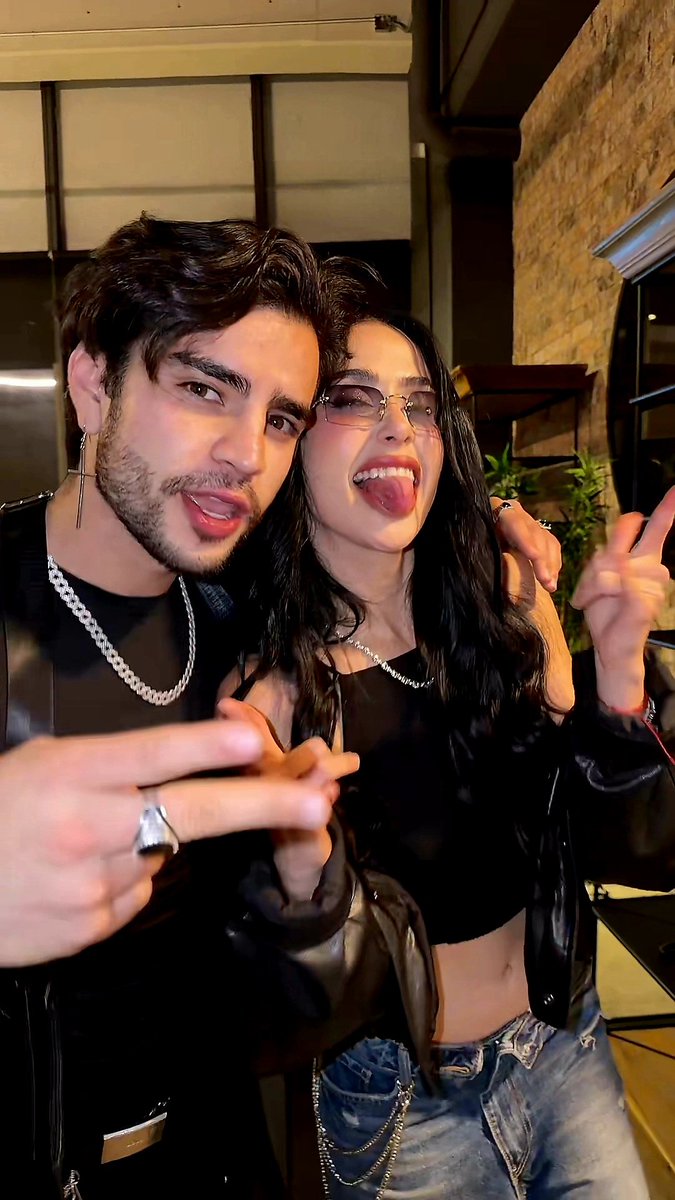 mrcuryx's tweet photo. mis próximos ganadores ♥️

AARON CARA A CARA SUPERNOVA https://t.co/lag8SHLU28