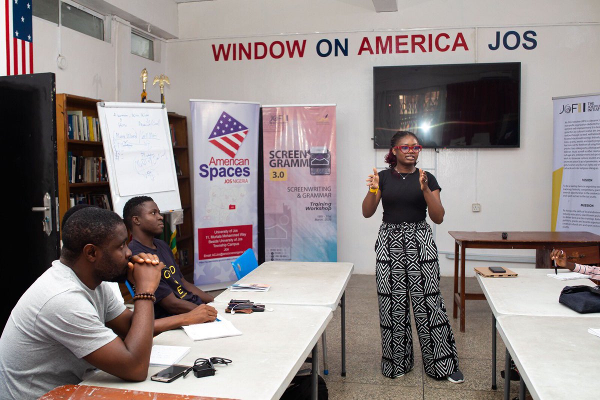 TheJOFII's tweet photo. DAY 2 – ScreenGramm 2026

Creative Session: Mrs. Stephanie Ephraim on Etiquette: The Code of Behavior,
Main Session: Mr. Budima Jonah on Grammar Basics: Common Mistakes in English
Mr. Ezekiel Bok on Video/Documentary Scriptwriting

#ScreenGramm2026
#Screenwriting
#Storytelling https://t.co/hIbWKaKf06