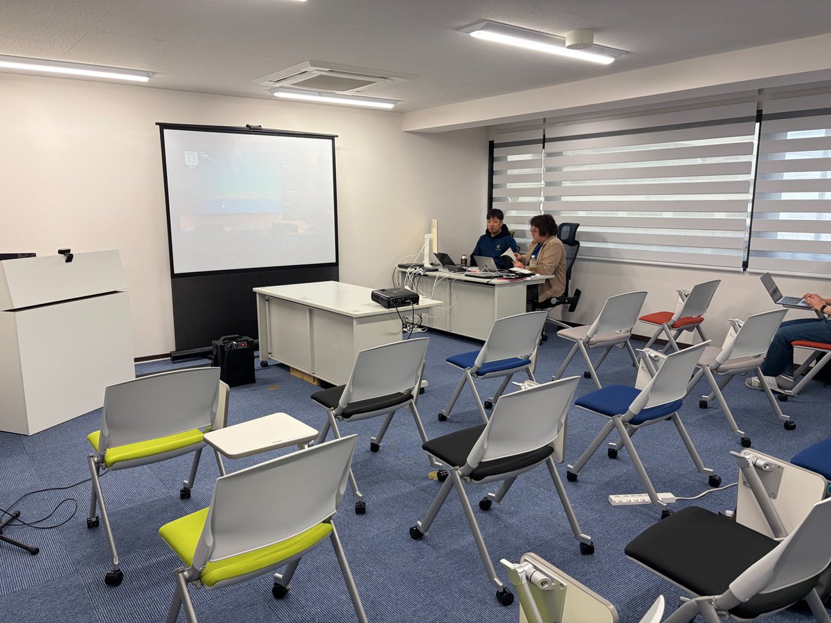 subthread's tweet photo. サブスレッド勉強会、このあと14:00からスタート！！
『AI時代のGitHub入門』
『今日から使える東洋医学〜鍼灸編〜』
#今日のサブスレッド https://t.co/7Mi2ZFMF7G