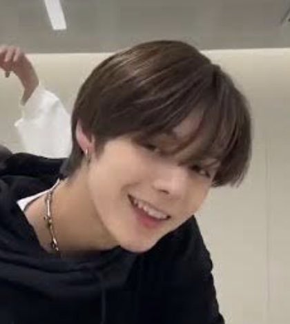 𝕒𝕕𝕠𝕣𝕒𝕓𝕝𝕪𝕓𝕖𝕒𝕣𝕪🐻𝘑𝘶𝘴𝘵𝘪𝘯 𝘑𝘢𝘺 tweet media