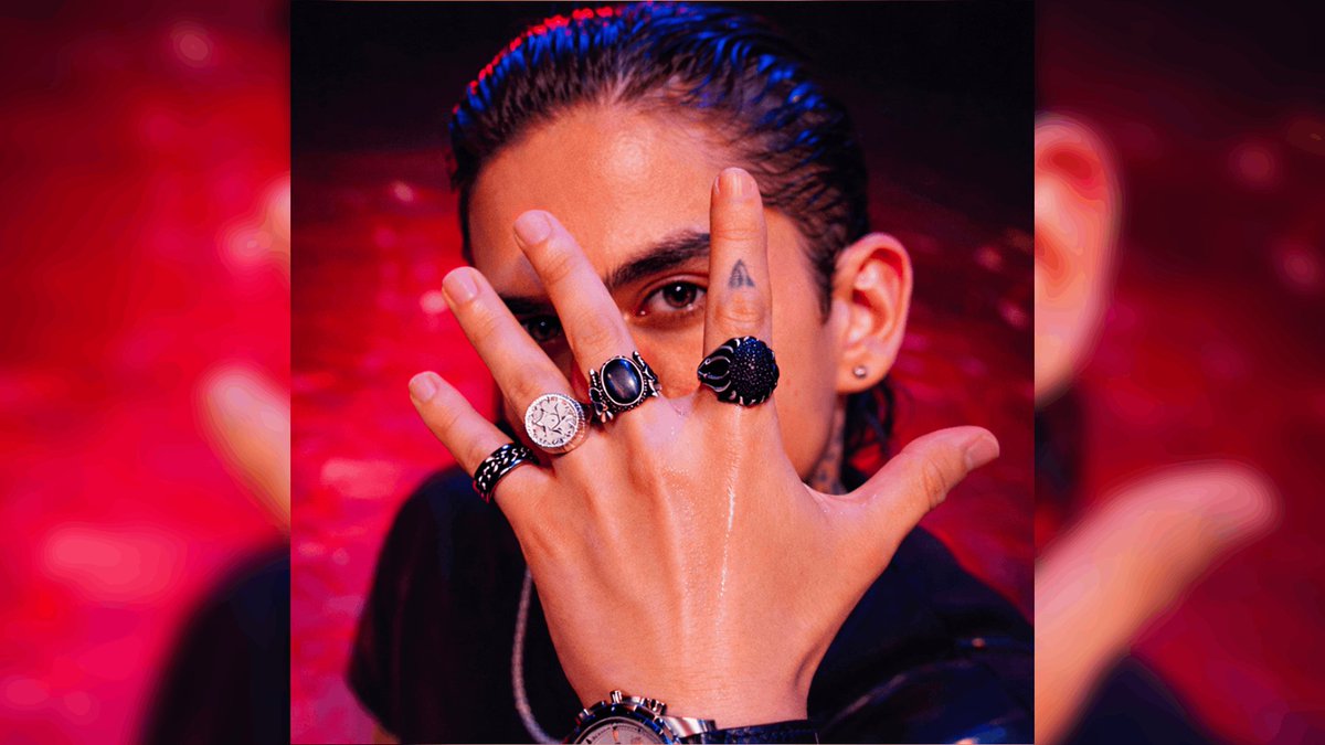 [🎧] Sebas Bárcenas lanzó su nuevo sencillo "Hoy Me Escojo a Mí", una canción sobre amor propio y crecimiento personal. #SebasBárcenas #PopLatino #NuevaMúsica ctvla.tv/sebas-barcenas…