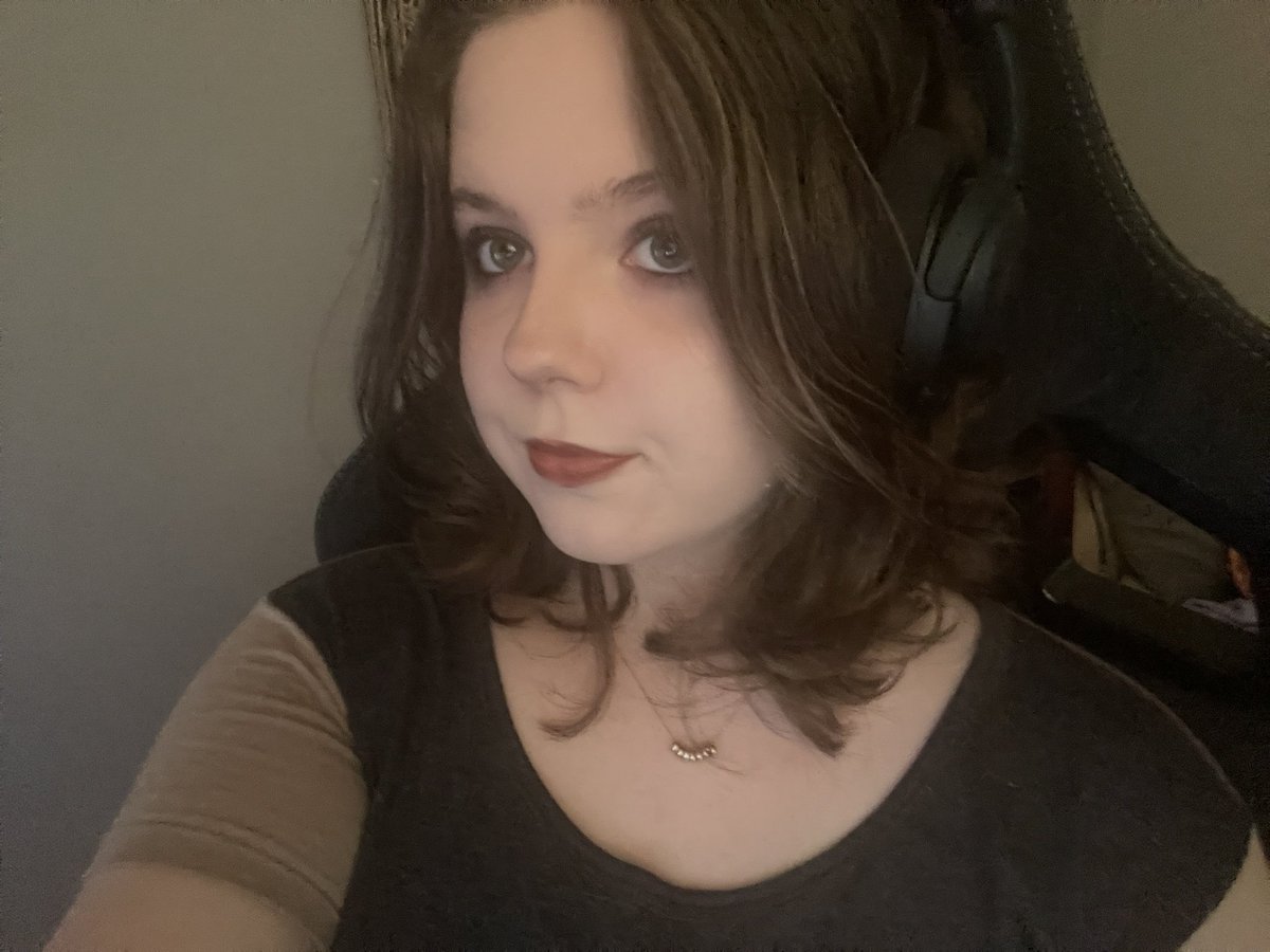 _as_Allie's tweet photo. Come hang out with me on streammmm https://t.co/ILFpbWfIHr