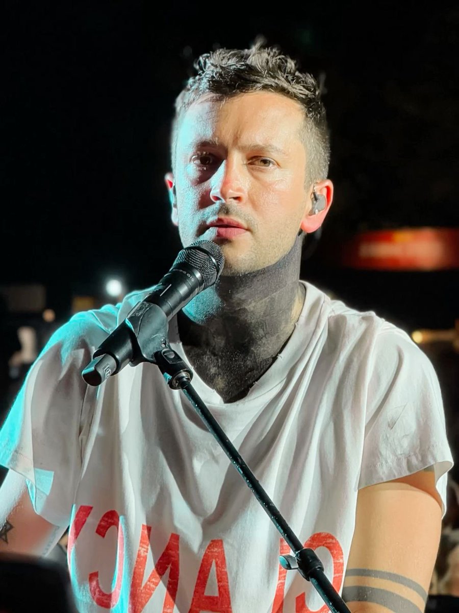 Pilots Crave tweet media