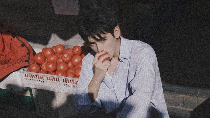 于, VAUGHN. tweet media