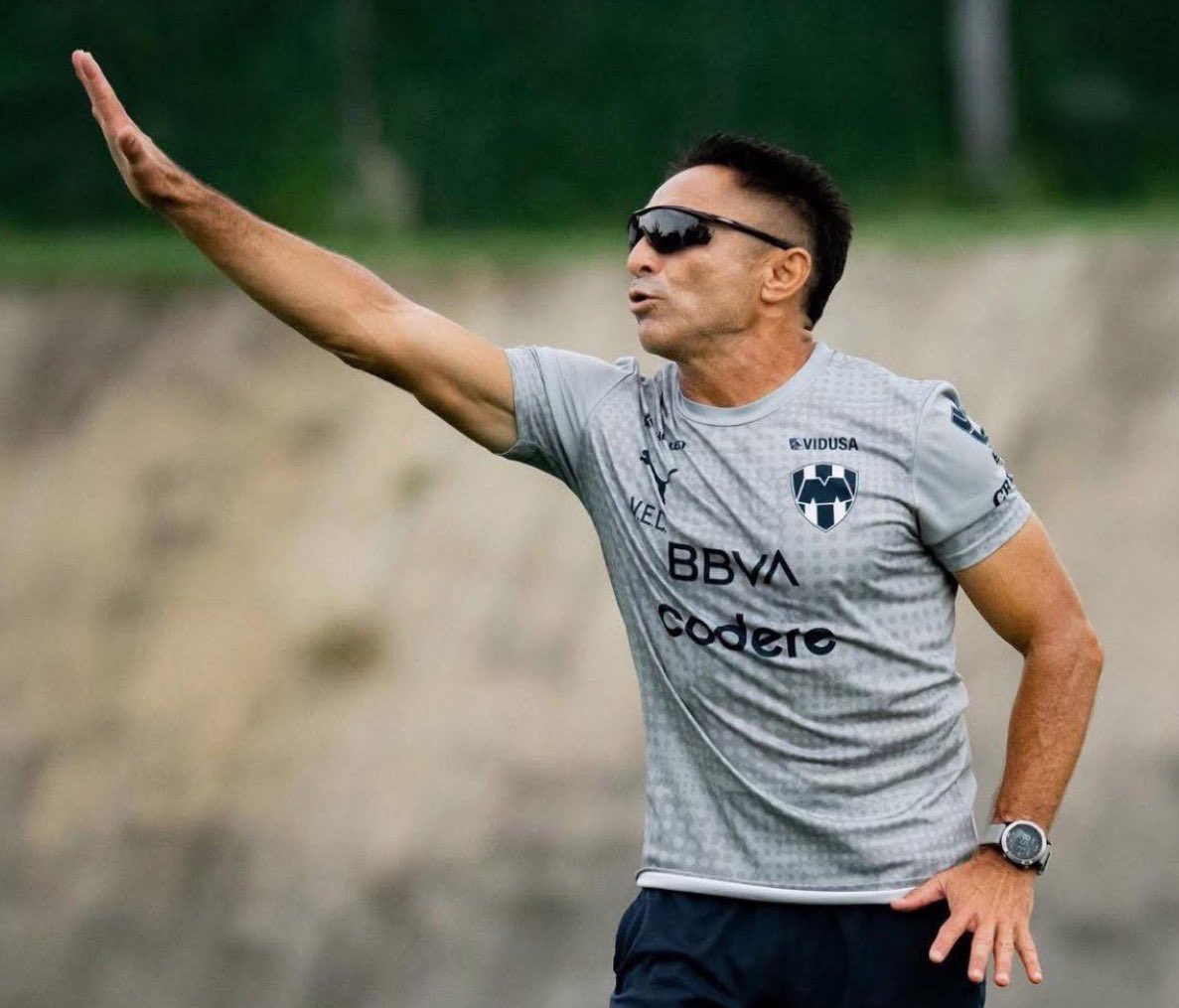 AXEL SOLÍS tweet media