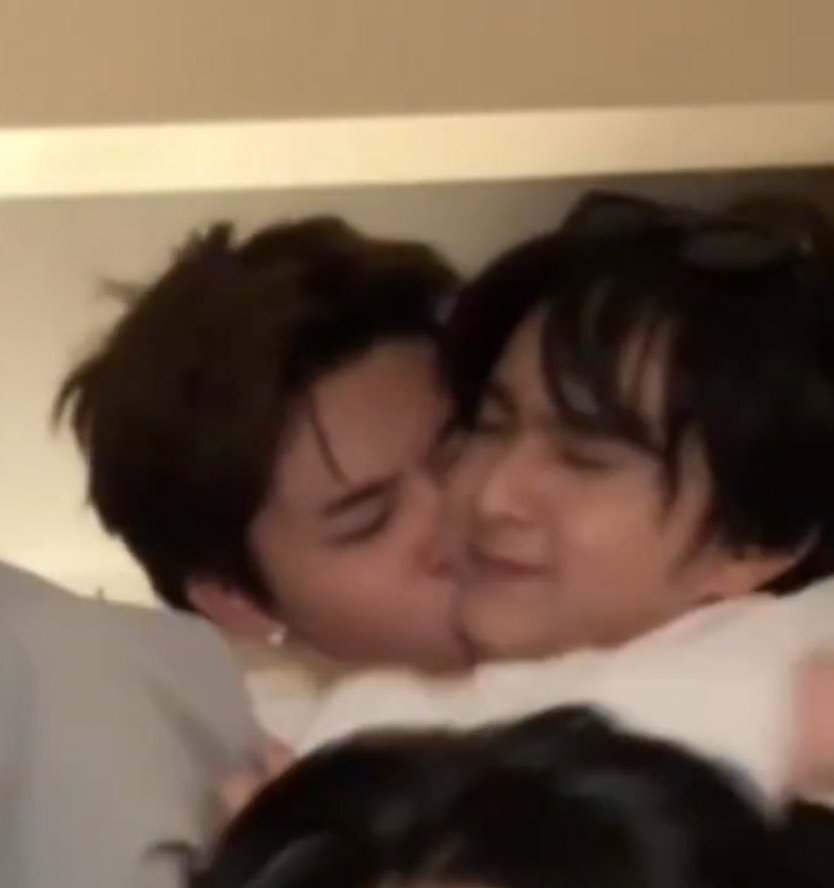 𝗧𝗵𝗮𝗶𝗣𝗲𝗿𝗭𝗼𝗻𝗲 tweet media