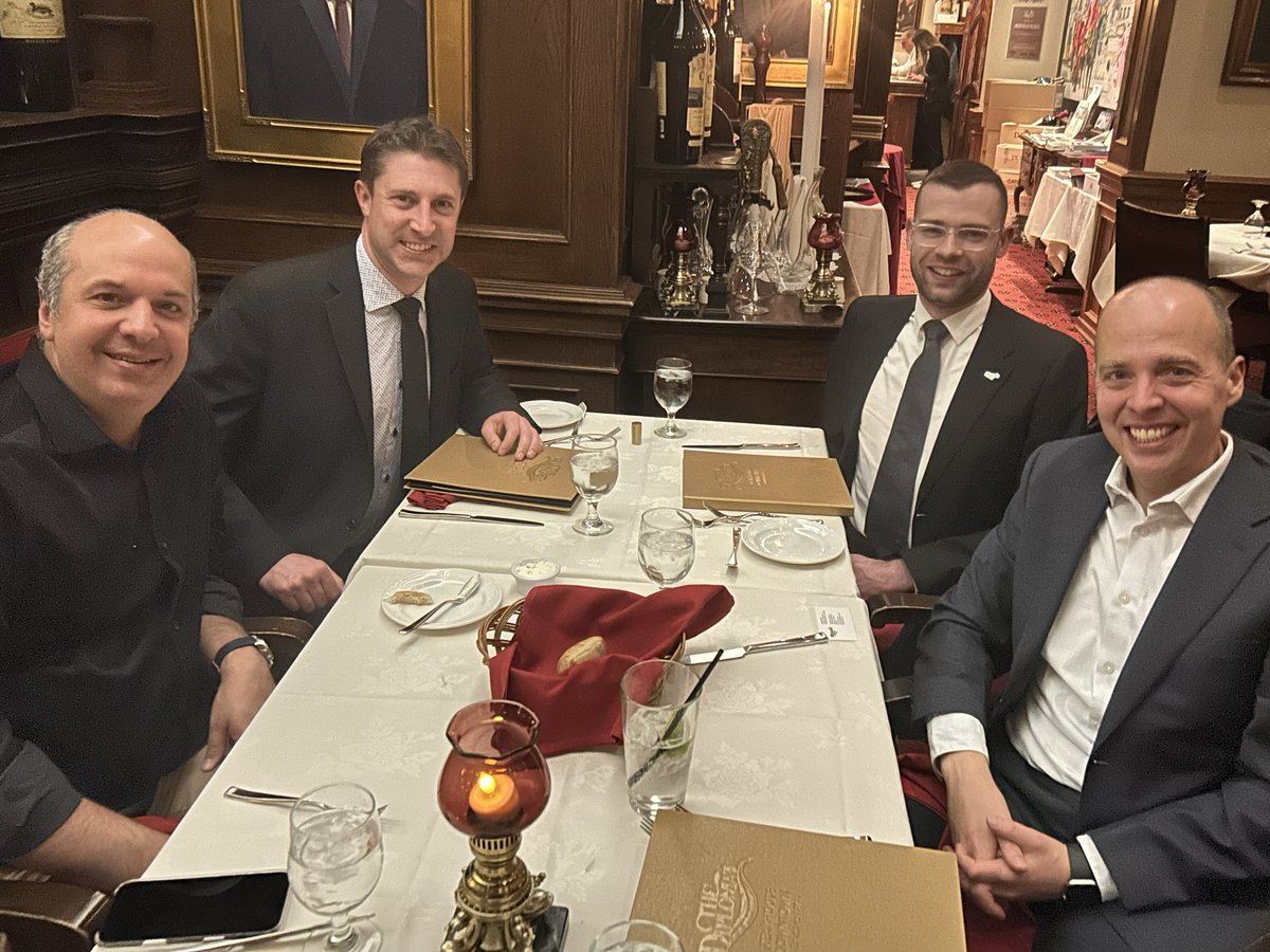 Michael Kram 🇨🇦 tweet media