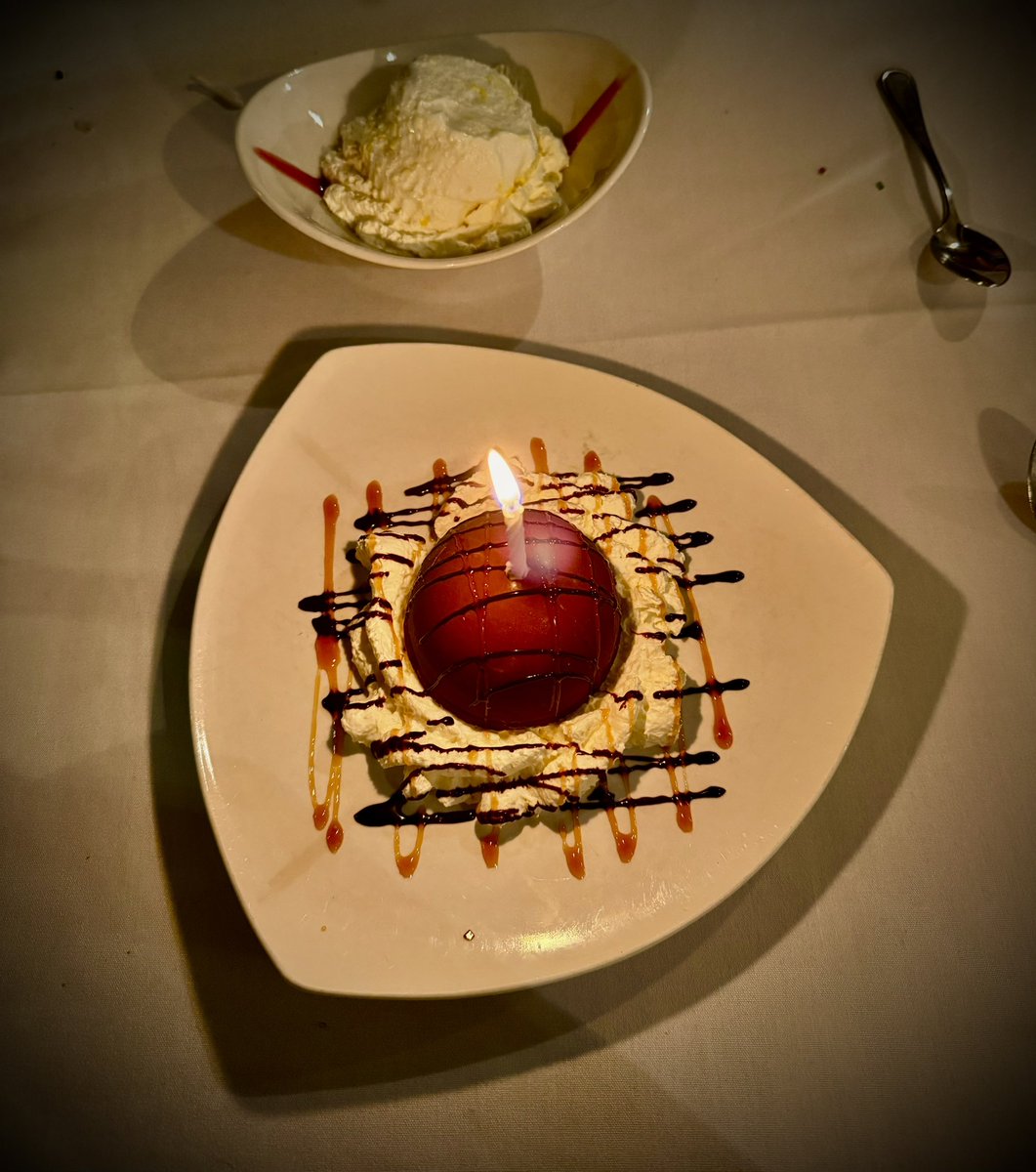 David “King Of Boogie” Gogo tweet media