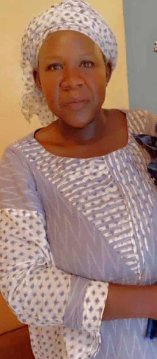 📢📢 Elle s'appelle Kuindé Ouologuem, Mariée à Moribabougou, leur grande famille se trouve à Boulksbgou Montana carré. Elle est sortie depuis la nuit du 15-16 et n'est plus revenue. 
Veuillez contacter ce numéro au cas ou vous l'aurez aperçue
Kadiatou Ouologuem contact 76387700