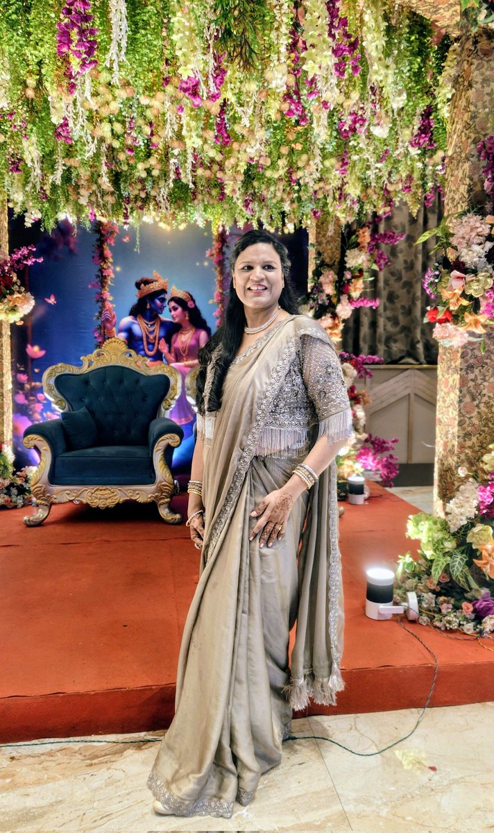 Many women asked me about this saree. It's Mitera brand and their saree collection is always good. (got it on sale from Myntra)