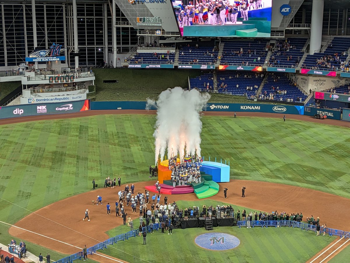 FinneyBlake's tweet photo. Veeeeeeeeeenezuela! 🇻🇪  What a WBC Final. Once again, I love baseball. https://t.co/dFC8mZ5wUT