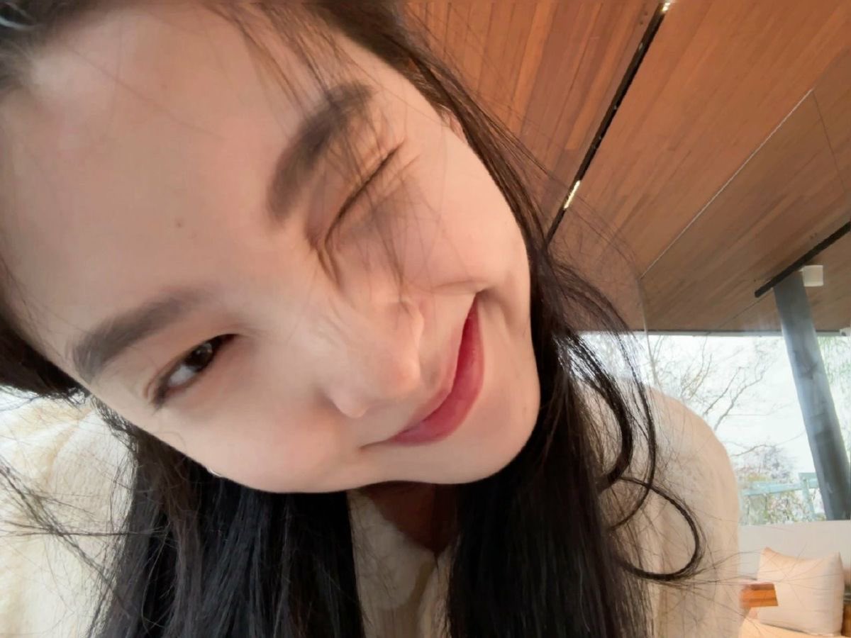 VACATION's ABBY tweet media