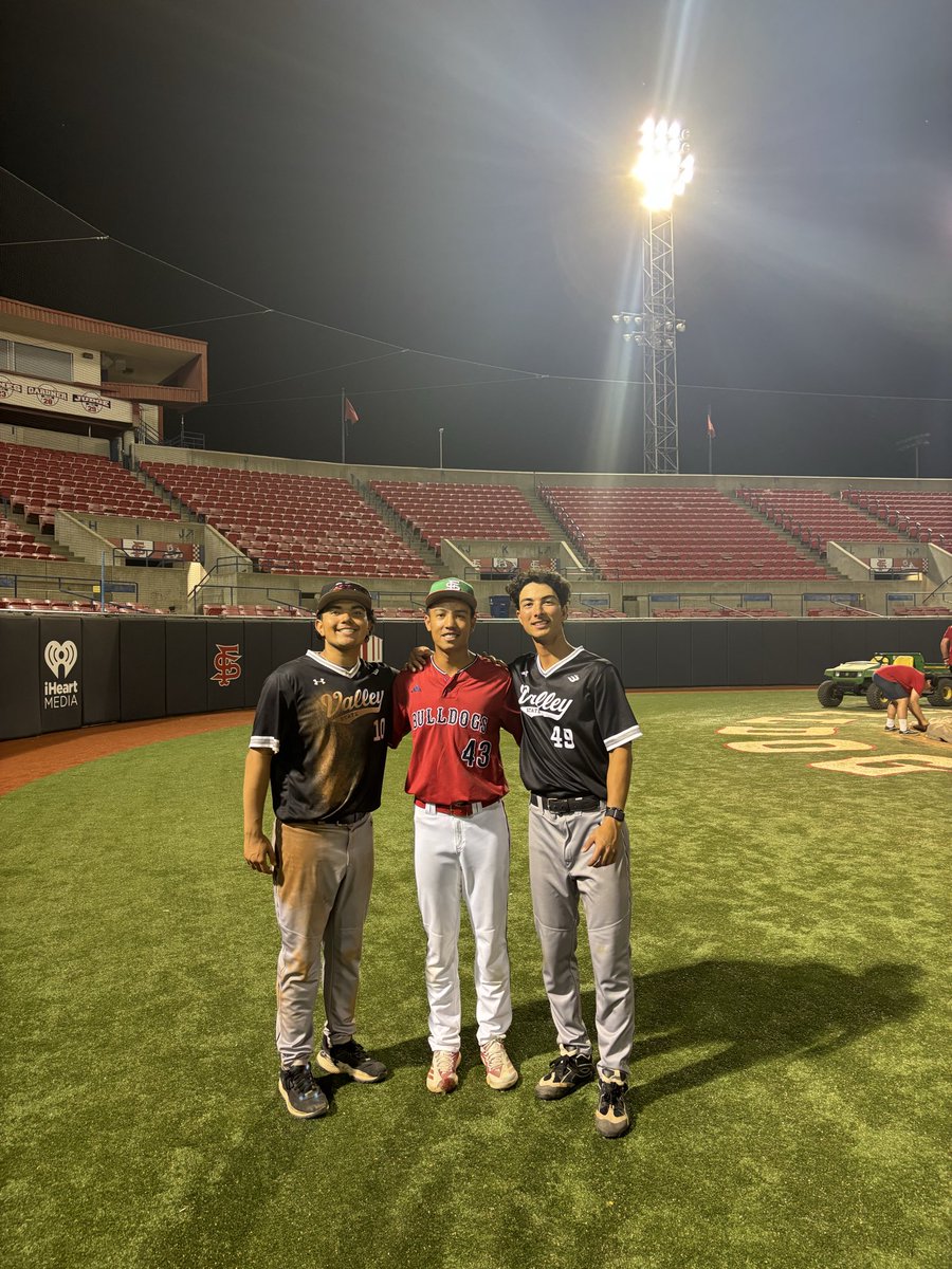 Rob Ybarra tweet media