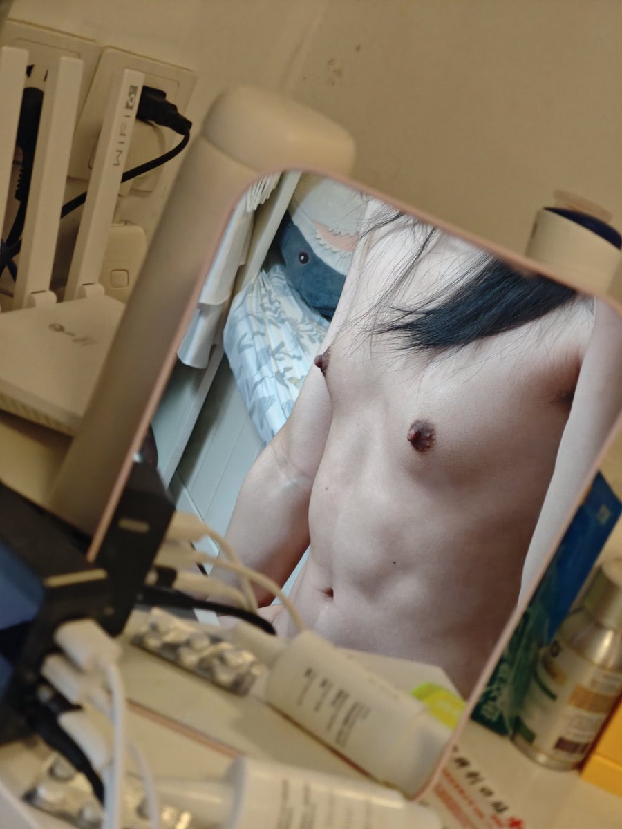 是气波波nya～ tweet media