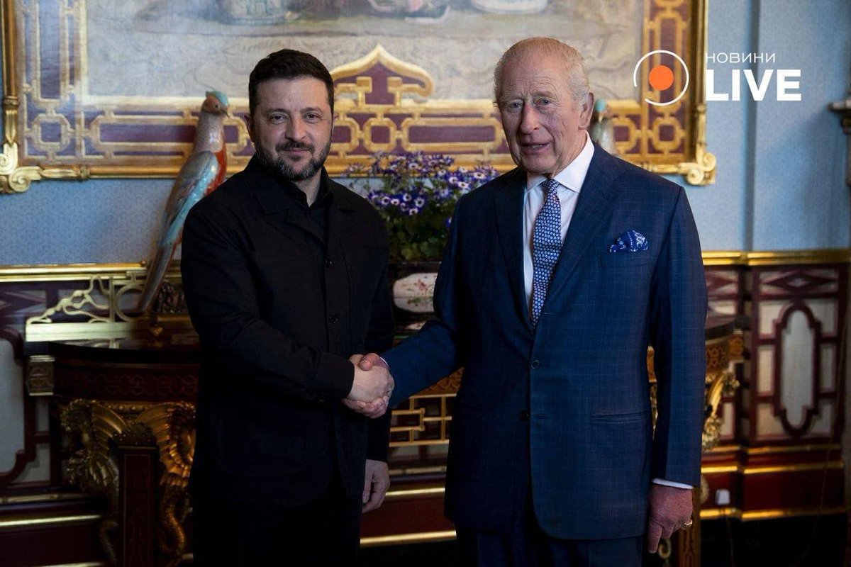 Polisopher tweet media