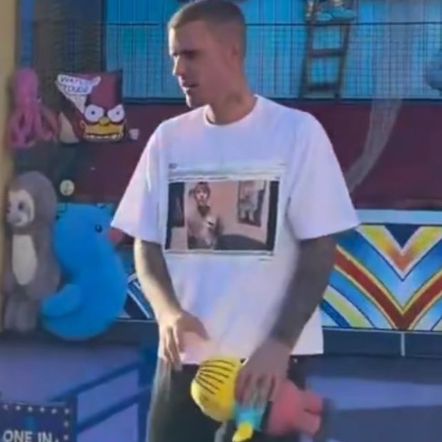 bex ☆ BIEBERCHELLA tweet media