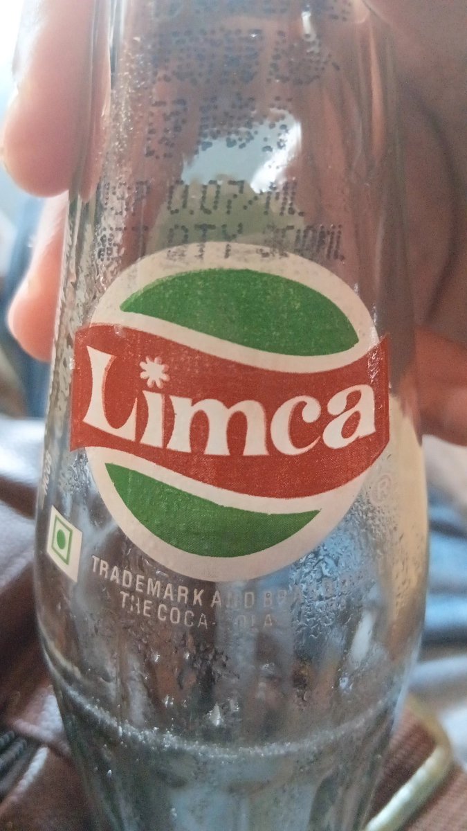 I think I had about 10 vegetable/curries/curd with rice and pickle in my thali followed by limca, buttermilk and chocolate pudding.
