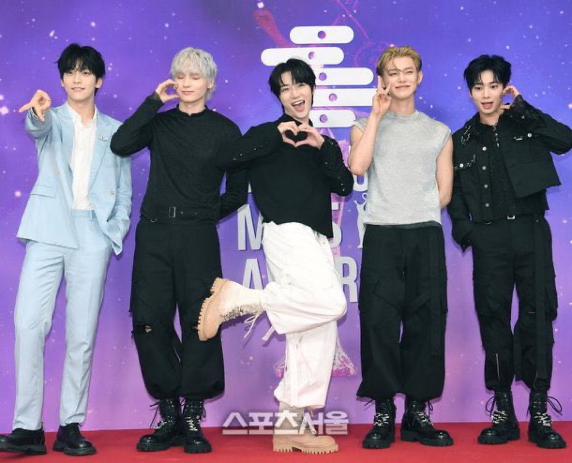 Cece 7TH YEAR𖣂ᯓ✦ tweet media