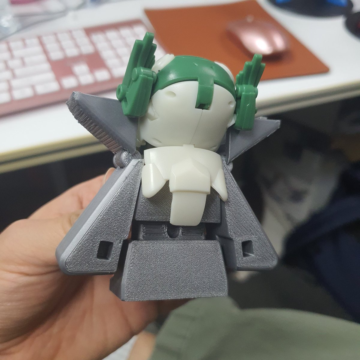 닥쏠/roko tweet media