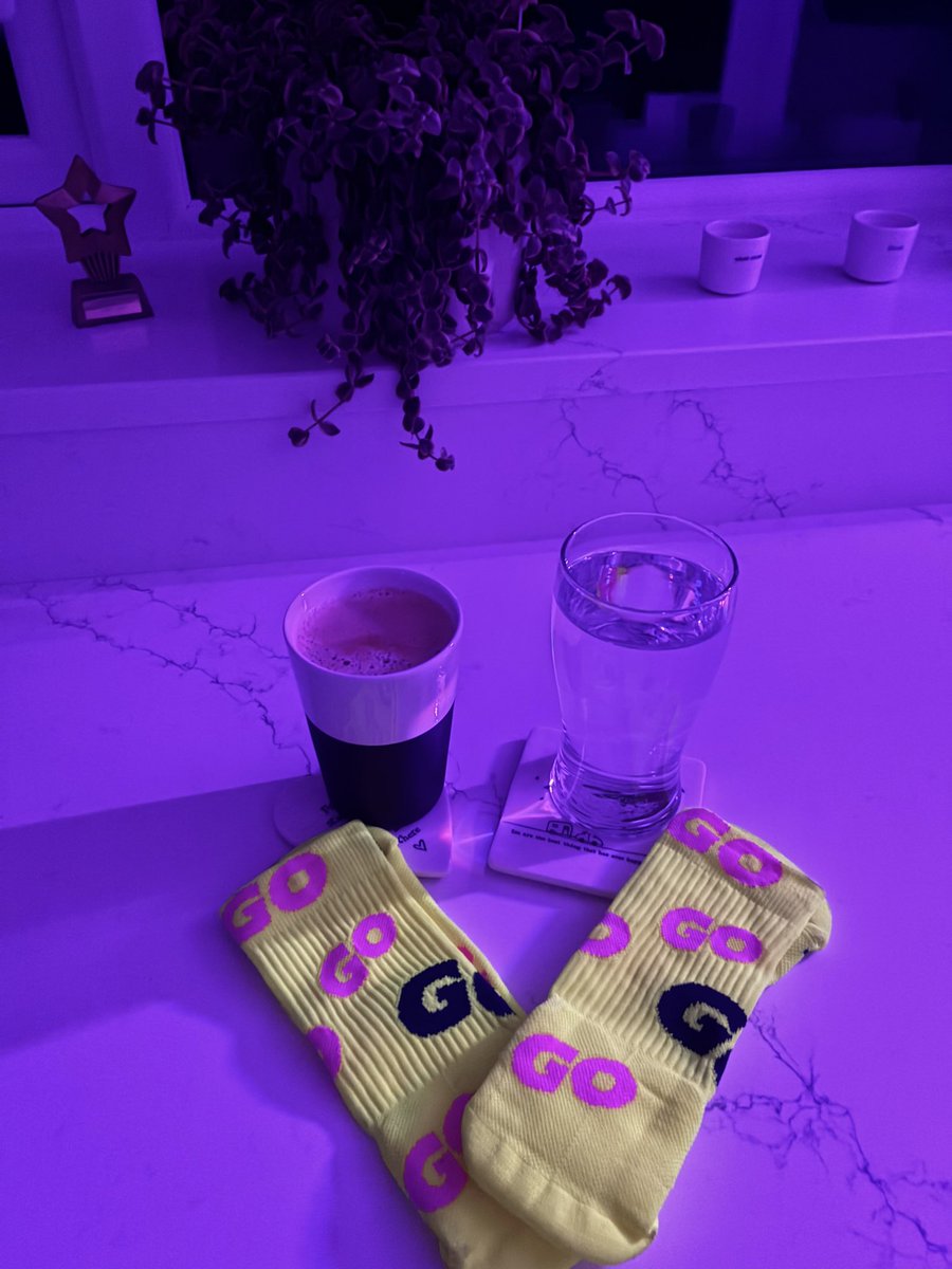 Mr_B_PE_v2 tweet media